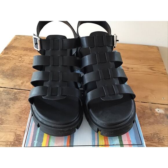 MIA Kids Girls 3 M Black Havian Malta Leather Strap Buckle/Self Closure NIB - Picture 3 of 8